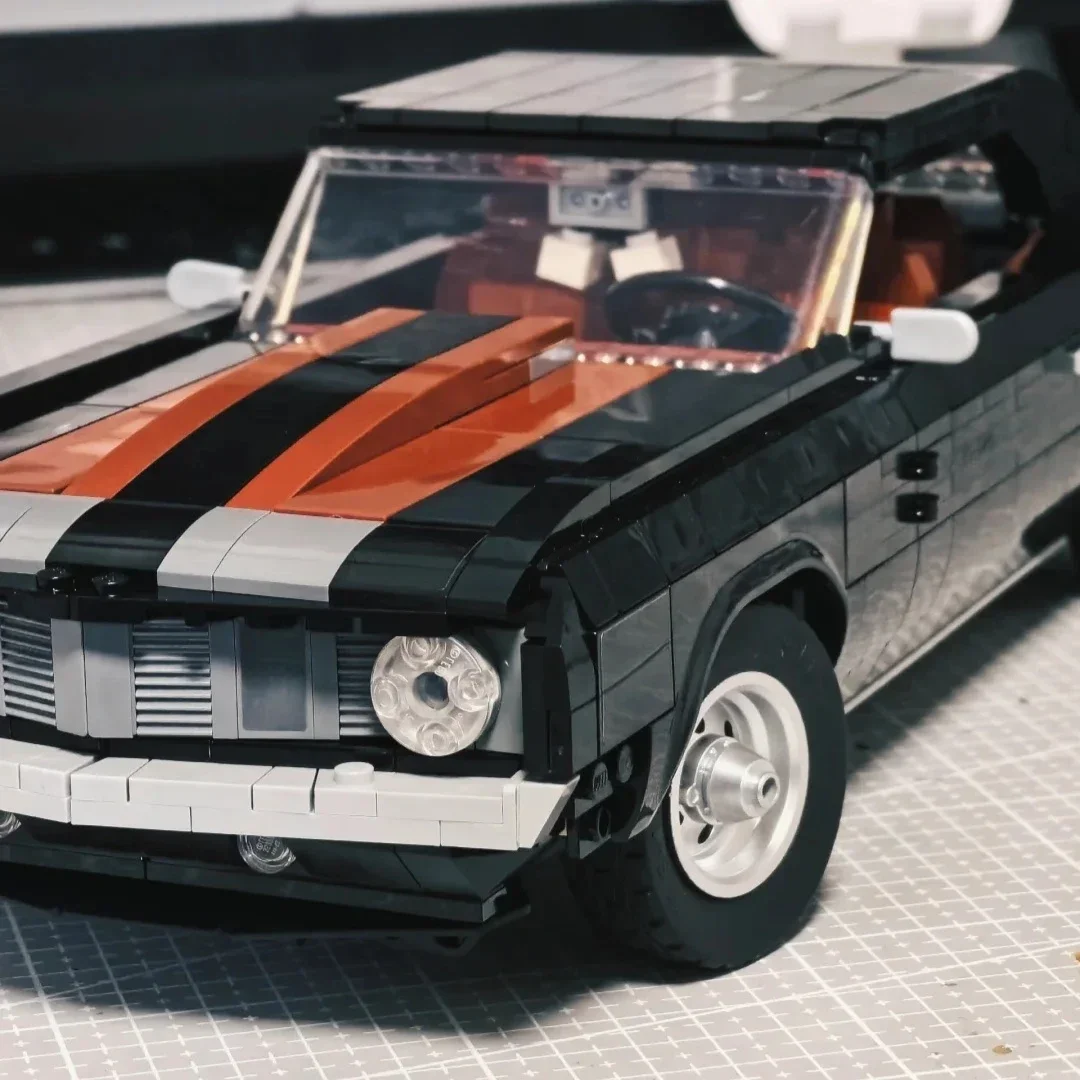 Unleash Creativity with the Black Retro Muscle Car Vintage Building Blocks Set 🚗✨
