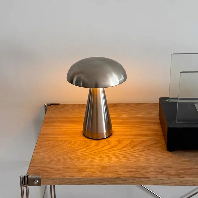 Transform Your Space with the Magical Glow of Our Retro Mushroom Lamp 🍄✨