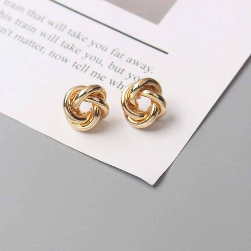 Chic Gold Twist Stud Earrings