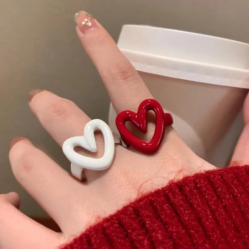 Trendy Heart Shaped Enamel Ring