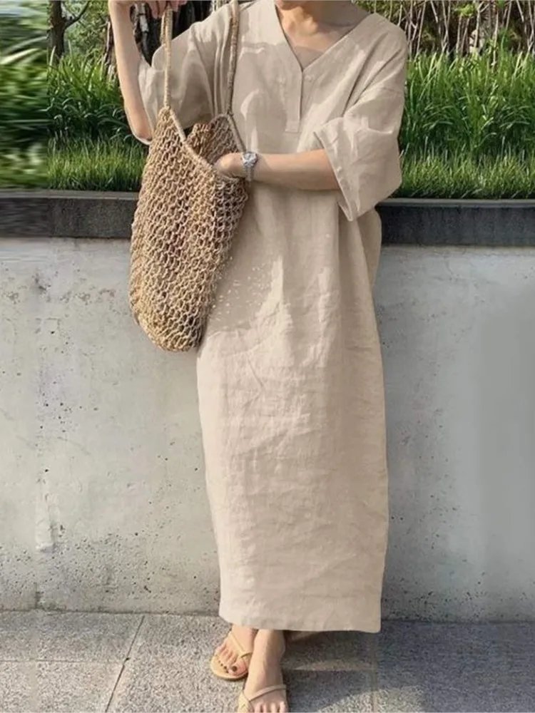 Vintage V-Neck Maxi Dress