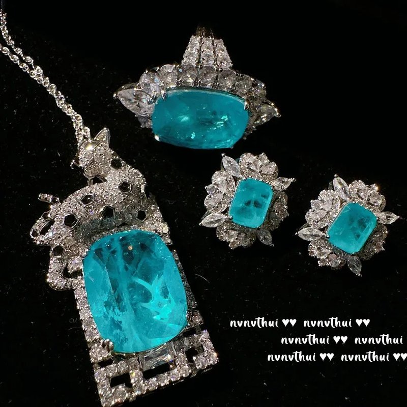 Elegant Paraiba Tourmaline Jewelry Set
