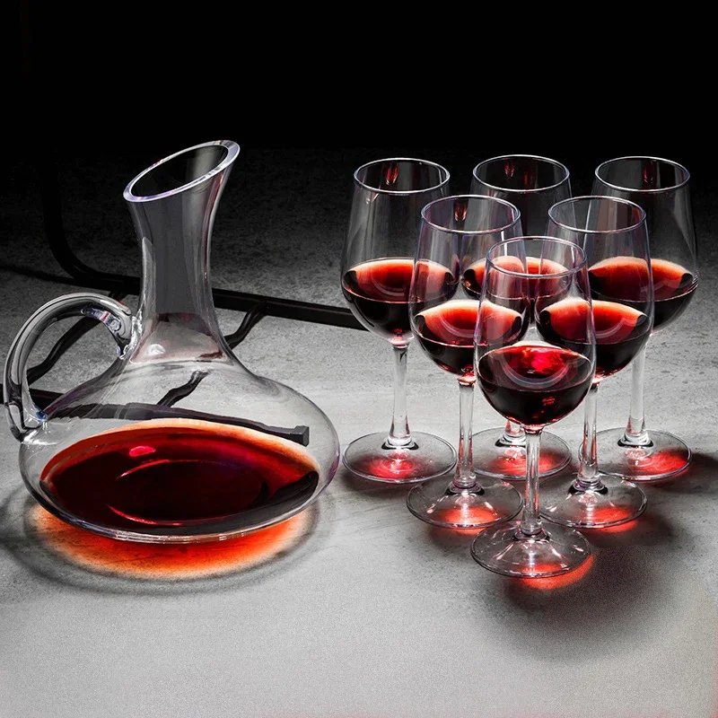 Luxurious Red Wine Glass Set