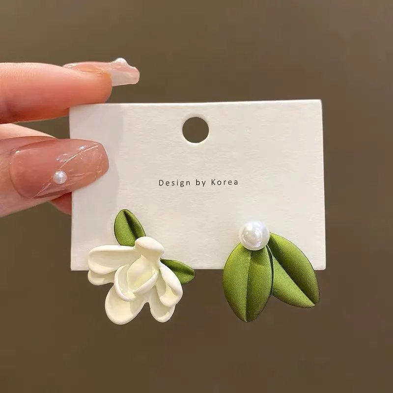 Asymmetrical Pearl Flower Stud Earrings