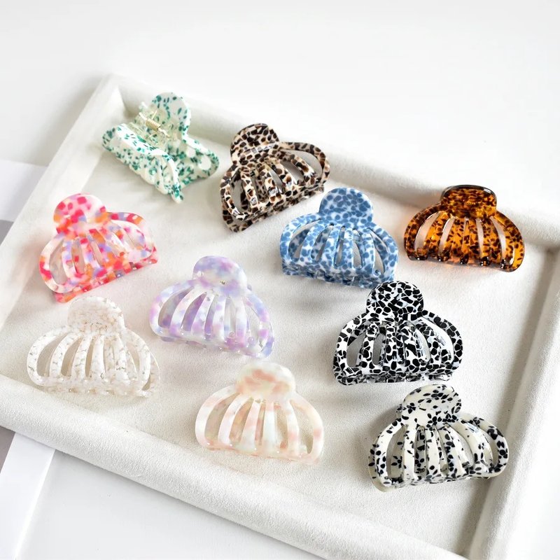 Chic Leopard Print Butterfly Hair Clips
