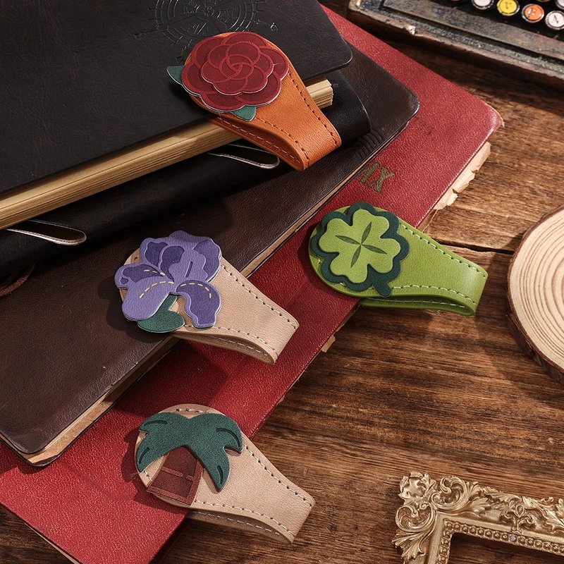 Floral Leather Tassel Magnetic Bookmark