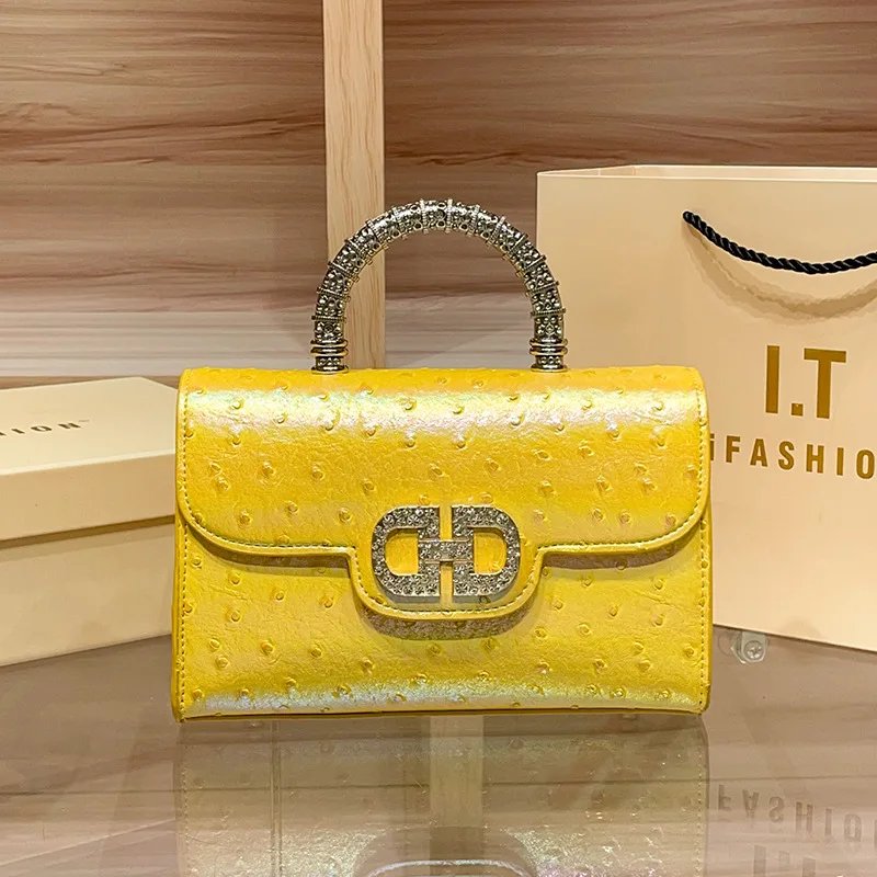 Elegant Ostrich Pattern Handbag