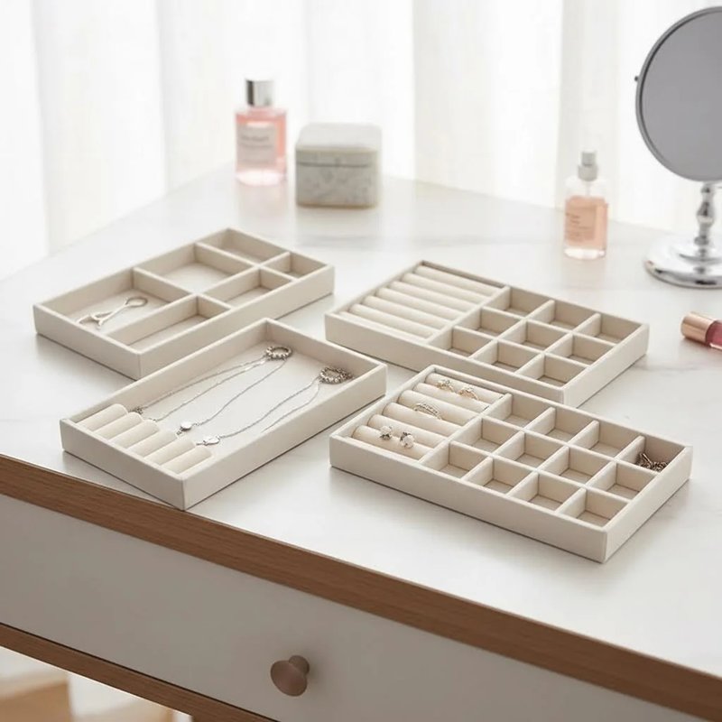 Elegant Velvet Jewelry Organizer