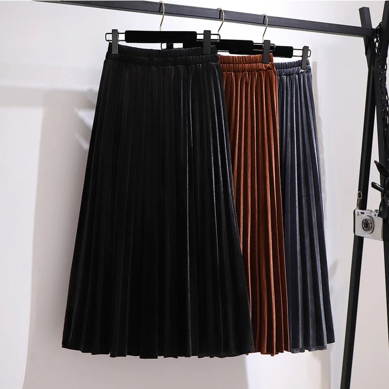 Plus Size Velvet A-Line Skirt