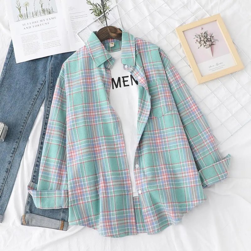 Chic Women's Flannel Plaid Shirt