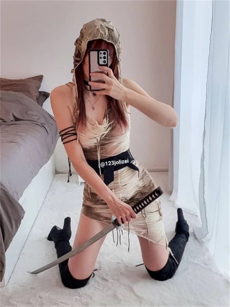 Elegant Gradient Hooded Dress