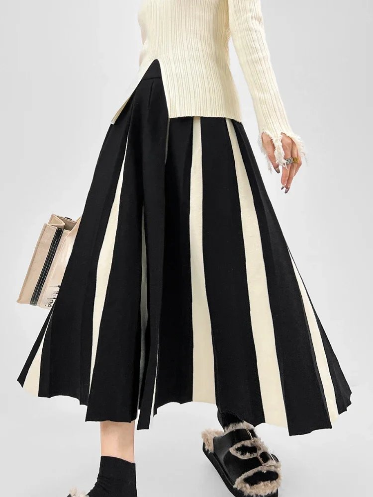 Elegant A-Line Knitted Skirt