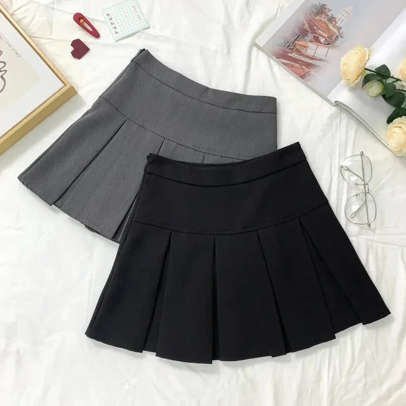 Kawaii Vintage Gray Pleated Skirt