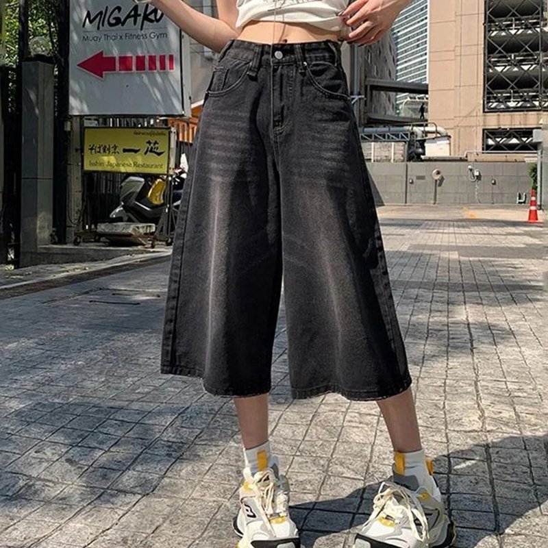 Vintage High-Waist Baggy Denim Shorts