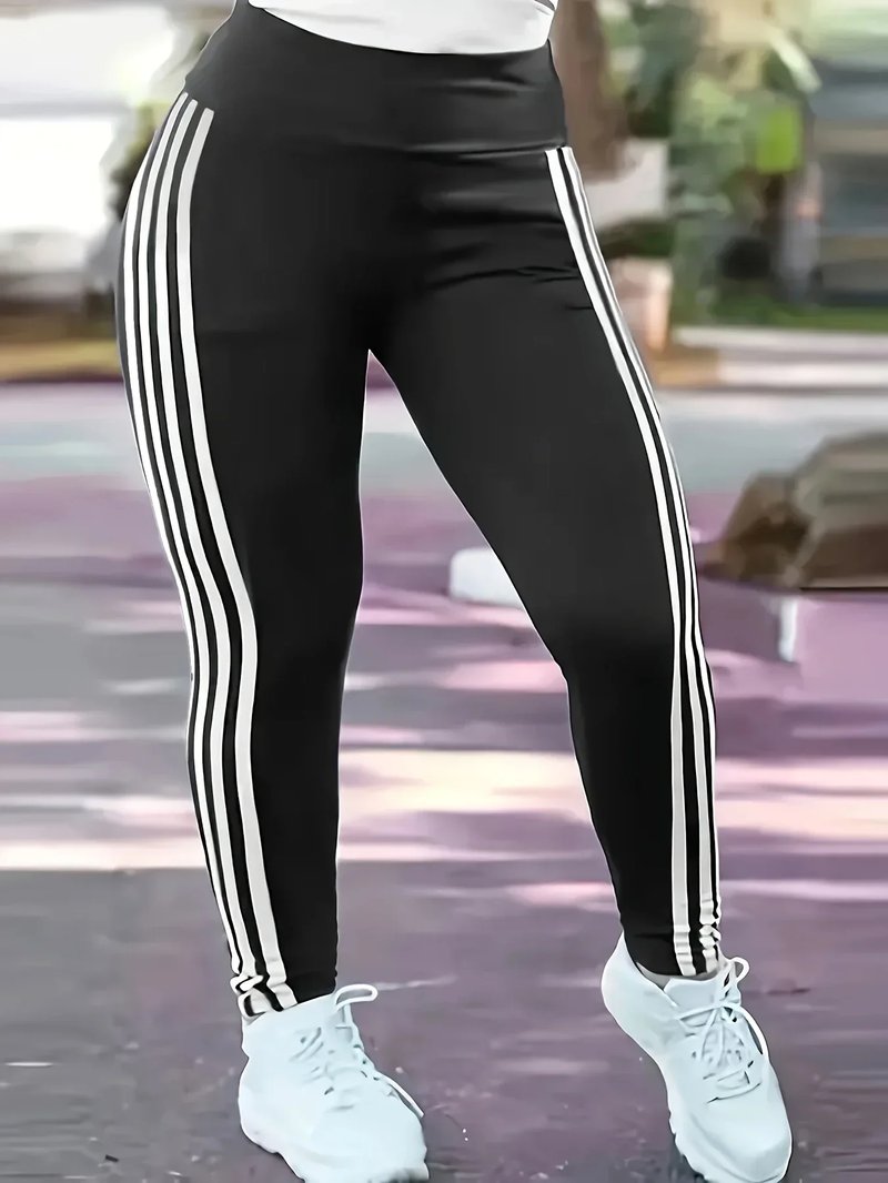 Stylish Plus Size Striped Leggings