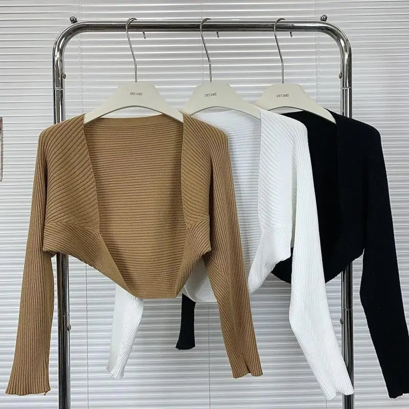 Chic Women's Knit Cardigan