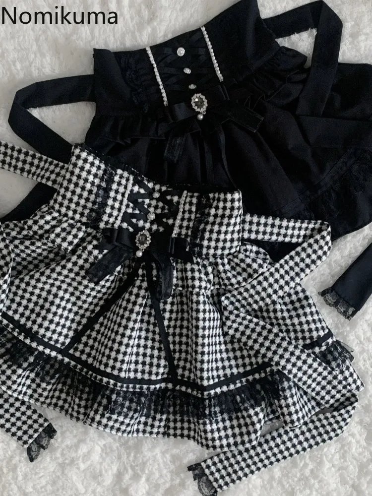 Chic High-Waisted Plaid Mini Skirt