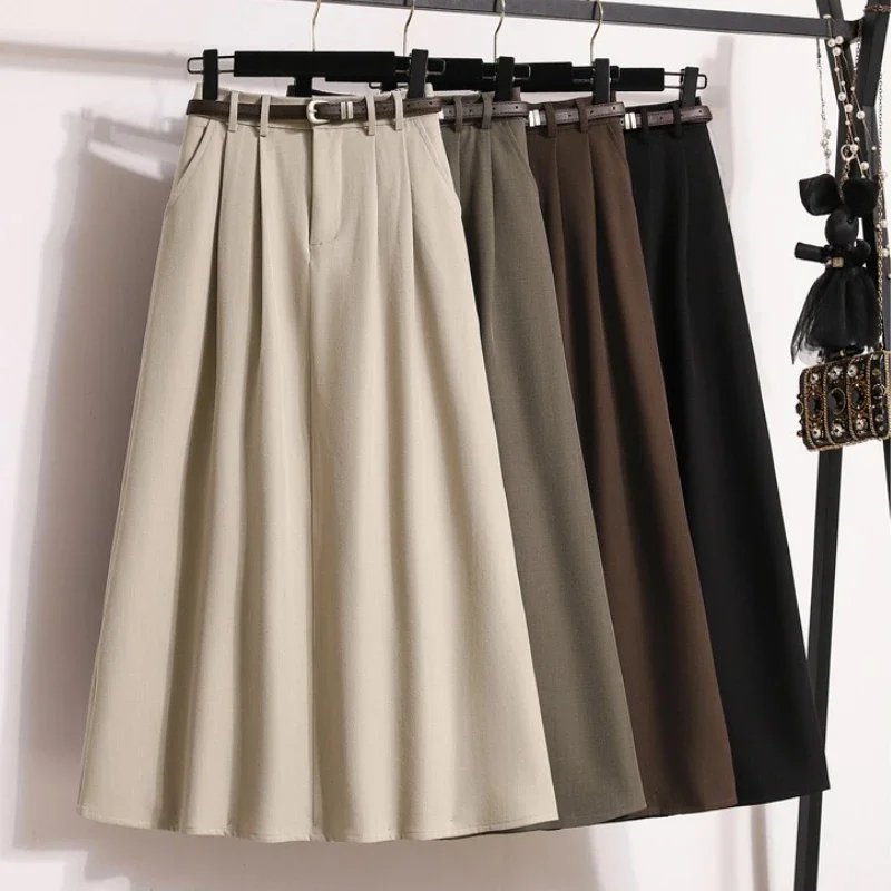 Elegant Plus Size Pleated Skirt