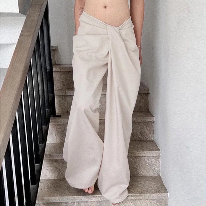 Chic Wide-Leg Trousers with Knot Detail
