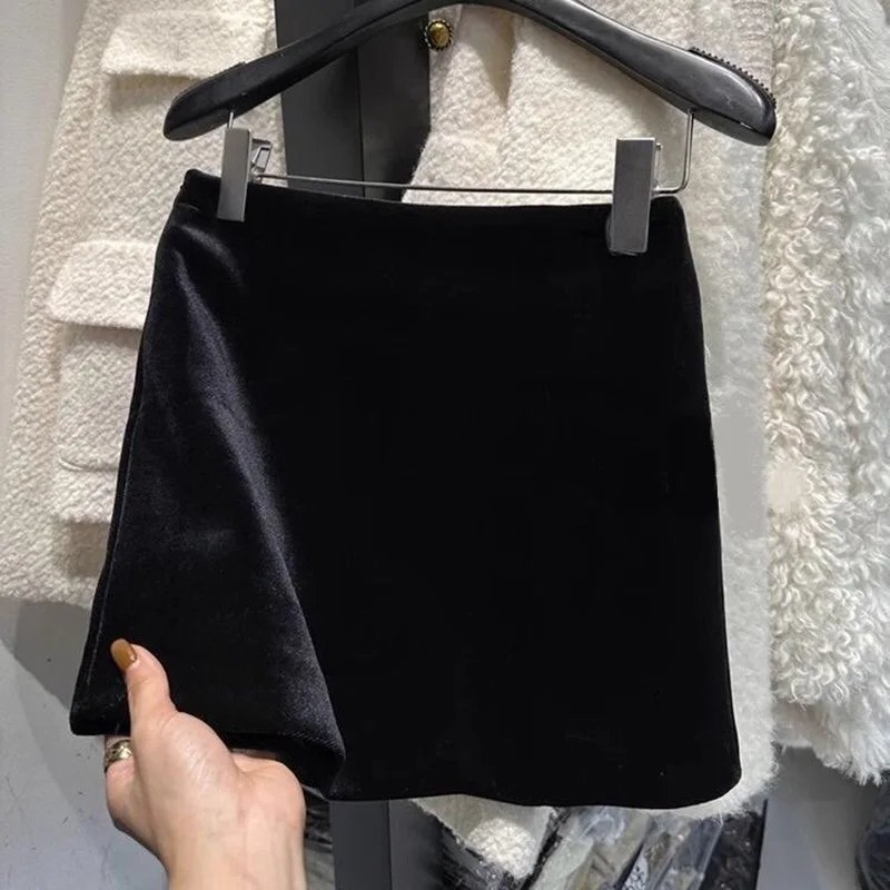 Chic High-Waist Velvet Mini Skirt