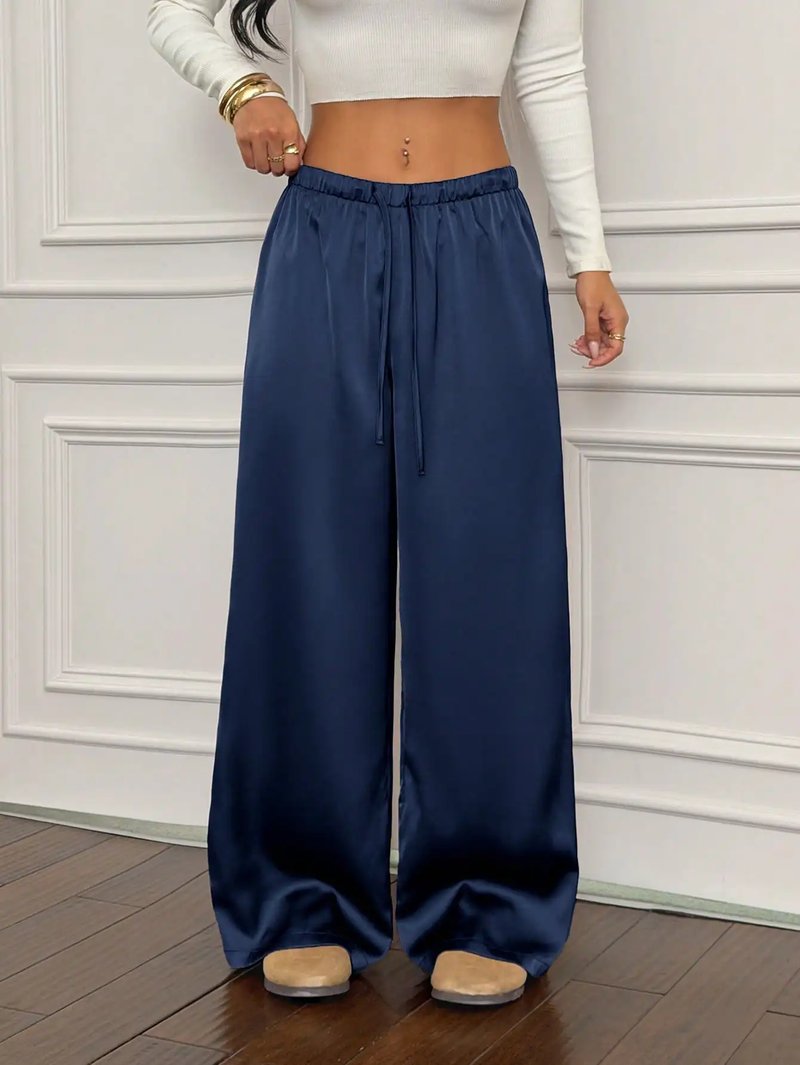 Chic Satin Wide-Leg Pants