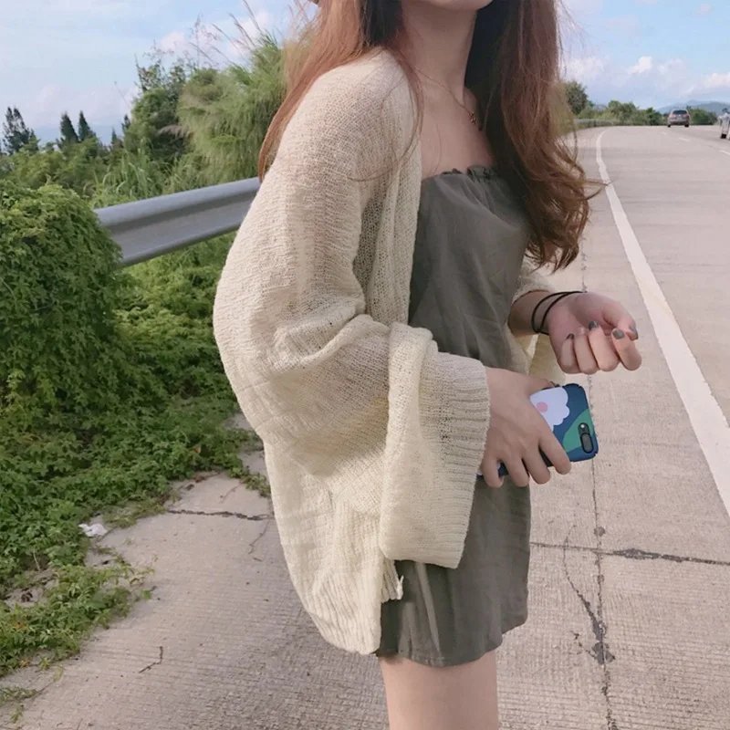 Lightweight Oversized Knit Cardigan
