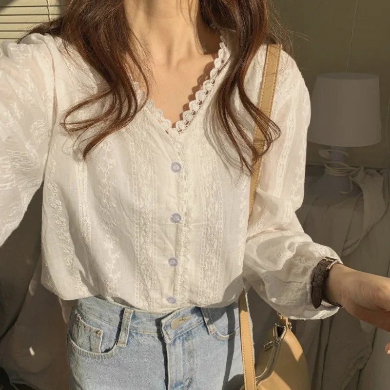 Chic V-Neck Lace Blouse for Spring