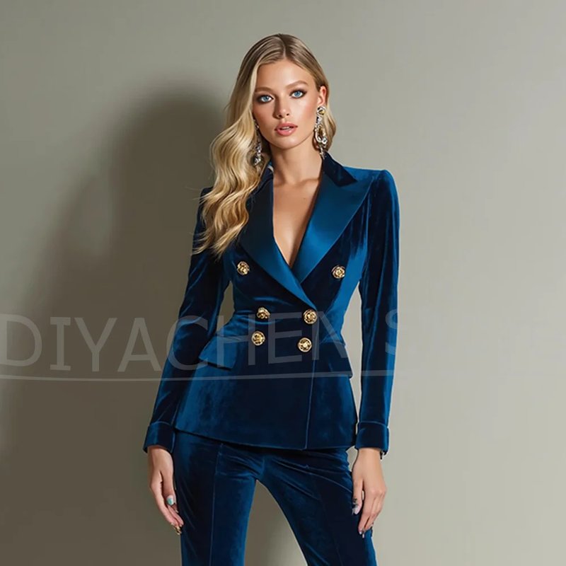 Elegant Velvet Women's Suit Set