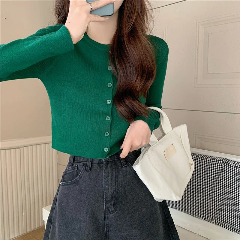 Elegant Slim-Fit Knitted Cardigan