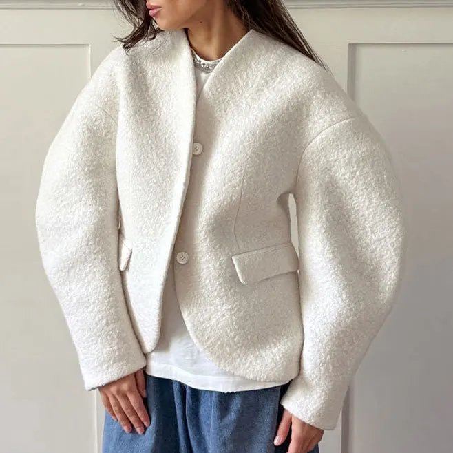 Elegant Cropped Boucle Jacket