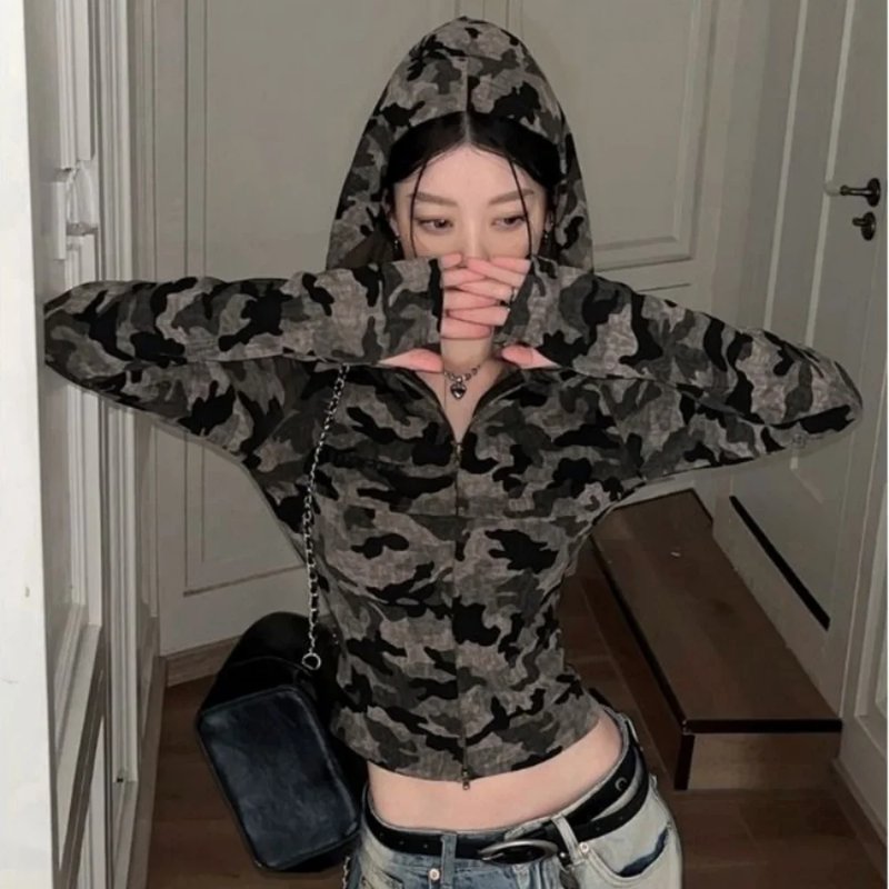 Retro Camouflage Zip-Up Jacket