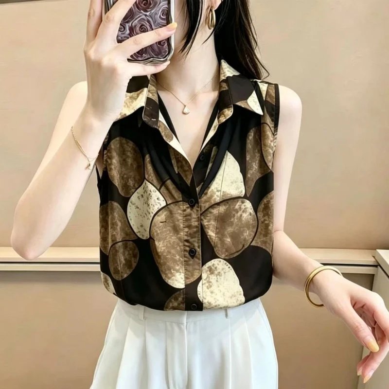 Elegant Vintage Sleeveless Blouse