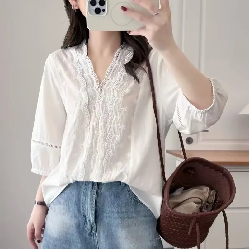 Elegant Lace V-Neck Blouse