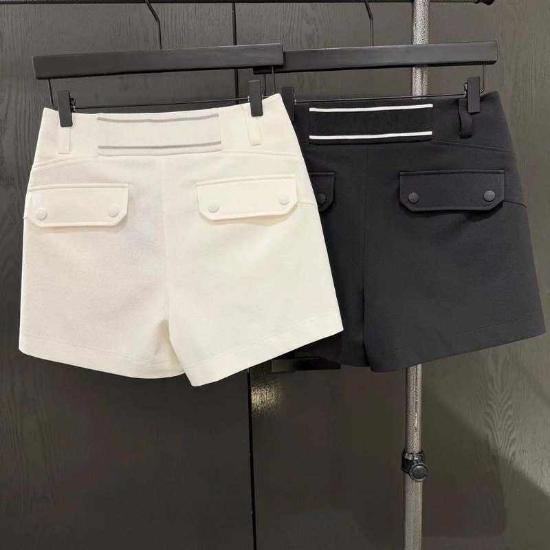 Lightweight Women's Golf Shorts