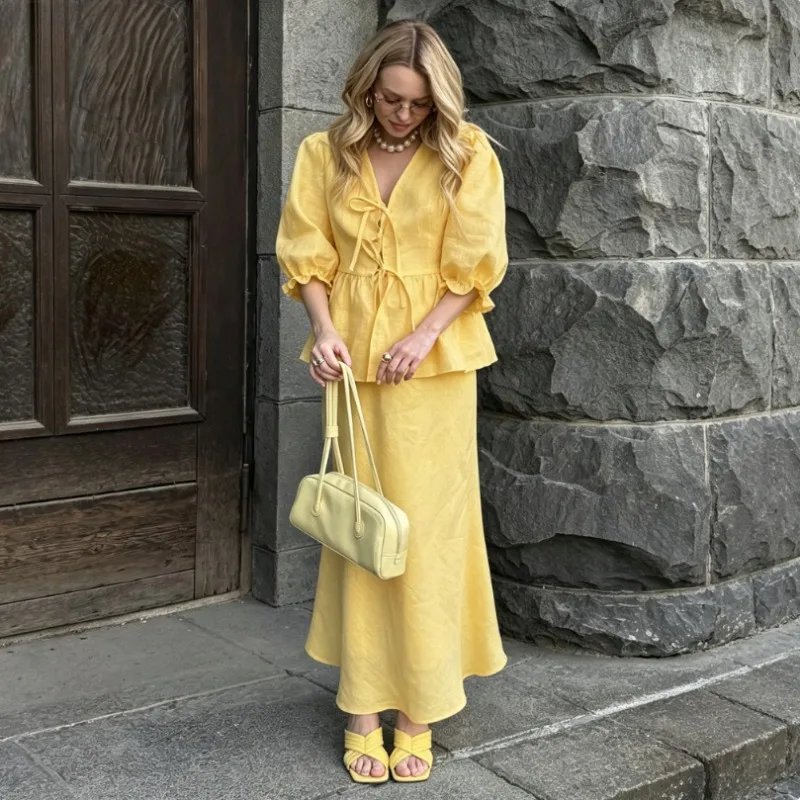 Chic Puff Sleeve V-Neck Set