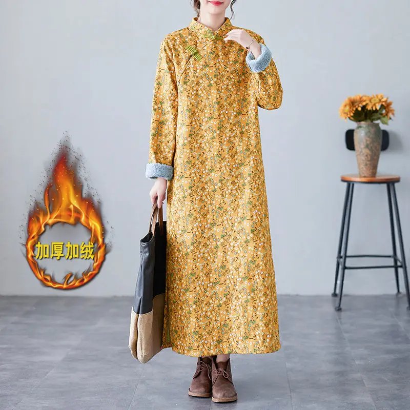 Vintage Floral Fleece Dress