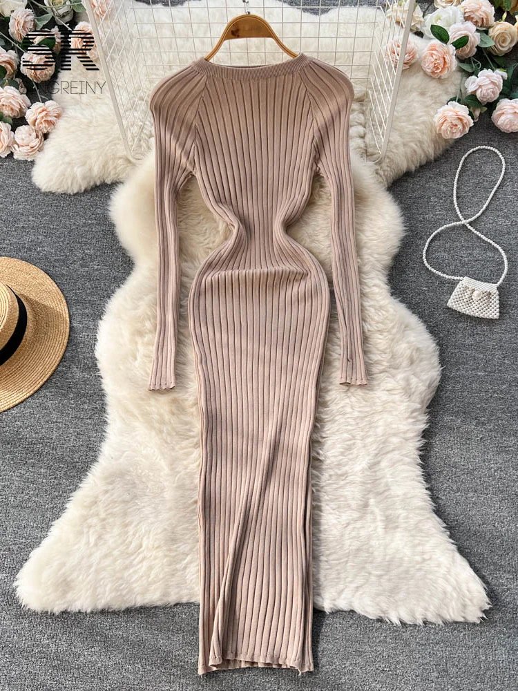 Chic Winter Knit Maxi Dress
