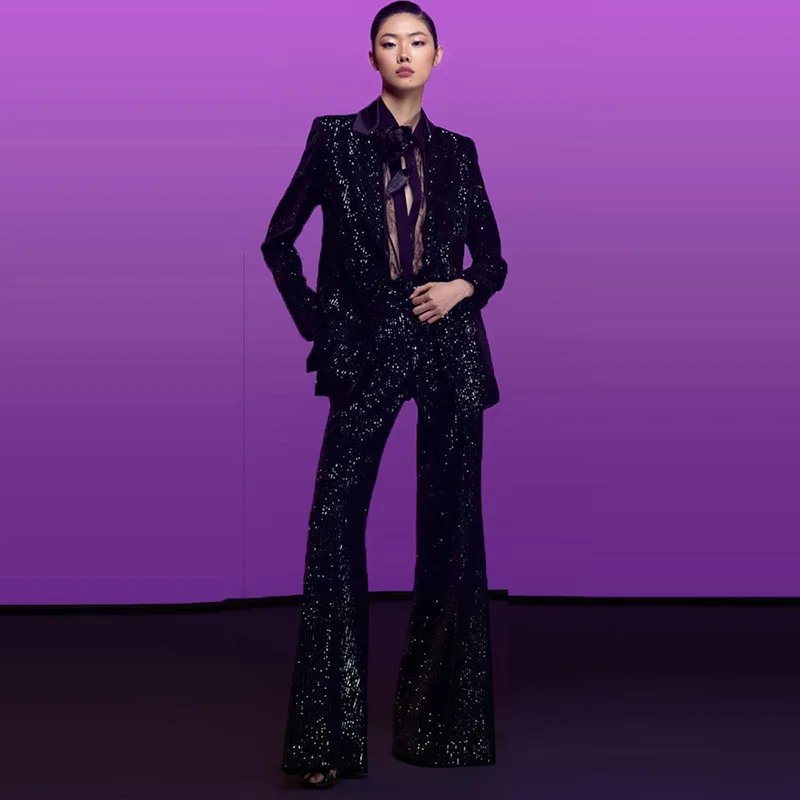 Chic Black Velvet Blazer Set