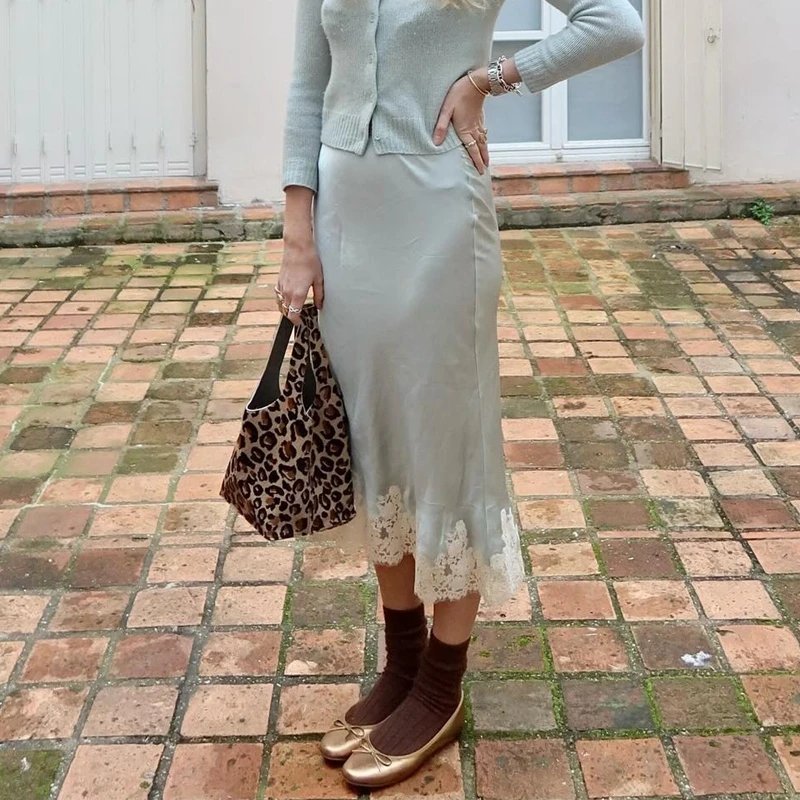Elegant Floral Lace Maxi Skirt