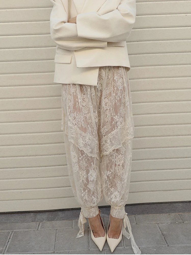 Elegant Floral Lace Balloon Trousers