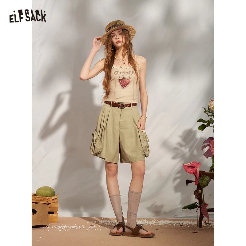 ELFSACK Strawberry Charm Cargo Shorts