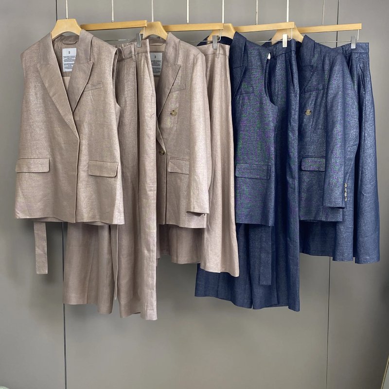 Chic Summer Linen Blazer & Pants Set