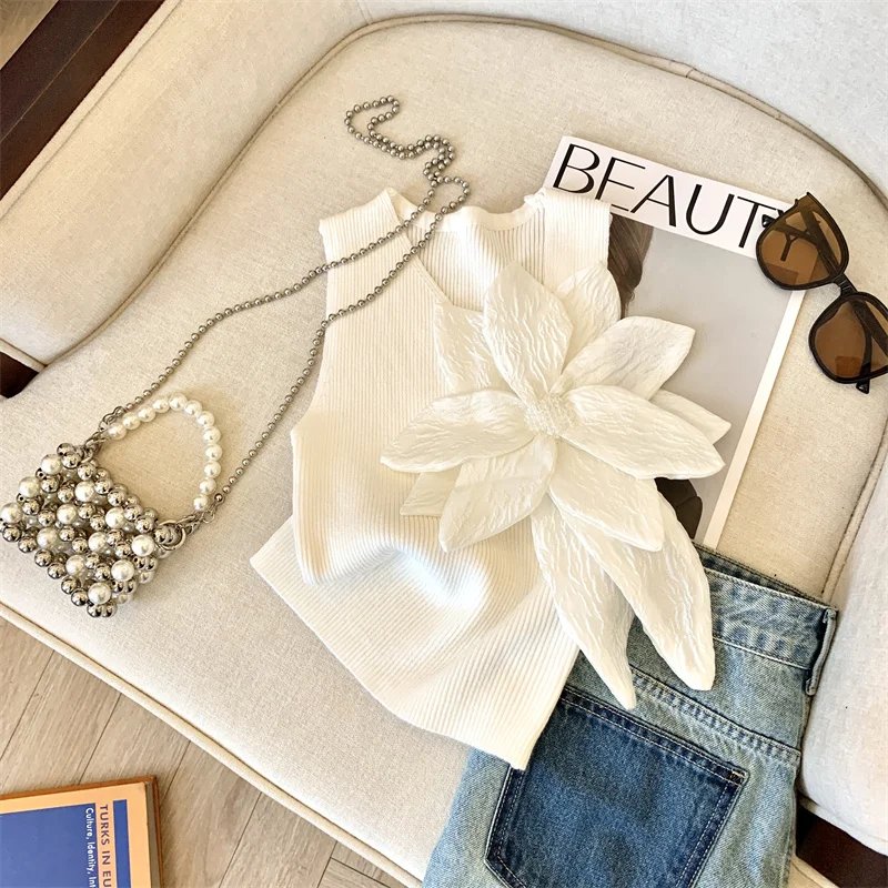Chic Sleeveless Knitted Summer Top