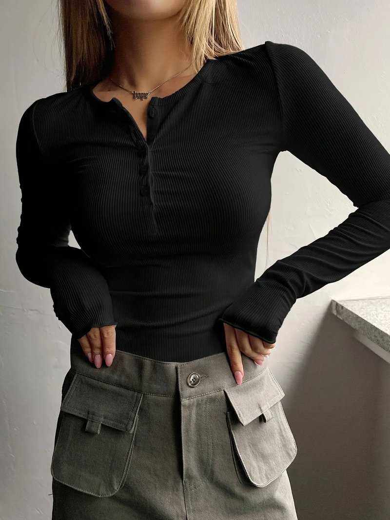 Slim Fit Ribbed Henley Top