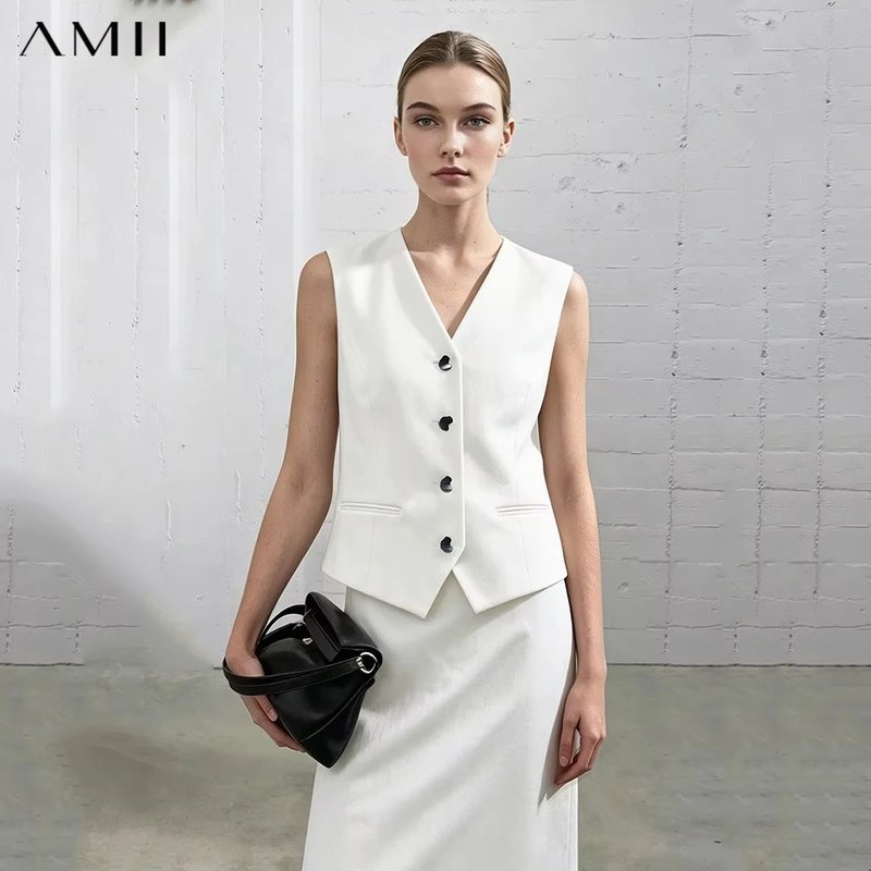 AMII Women's Cropped Sequin Jacket