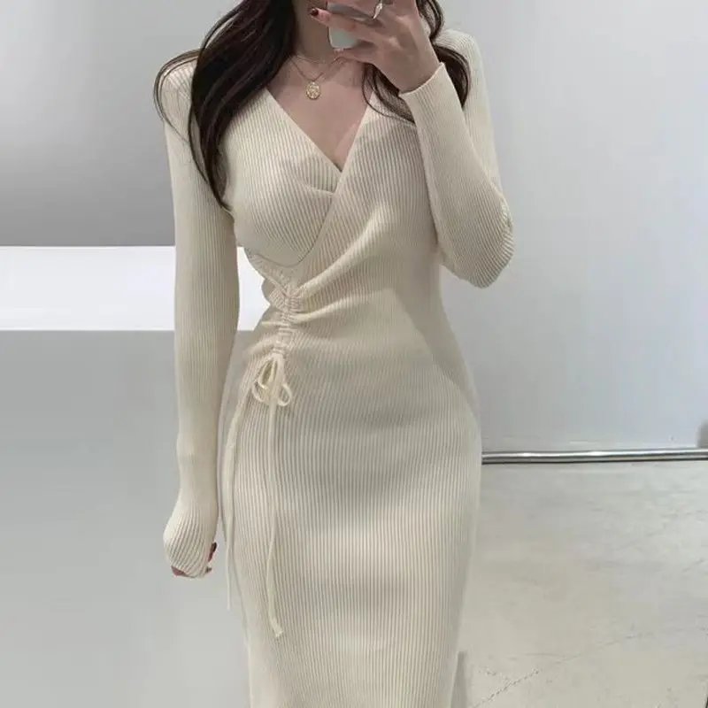 Elegant V-Neck Knit Midi Dress