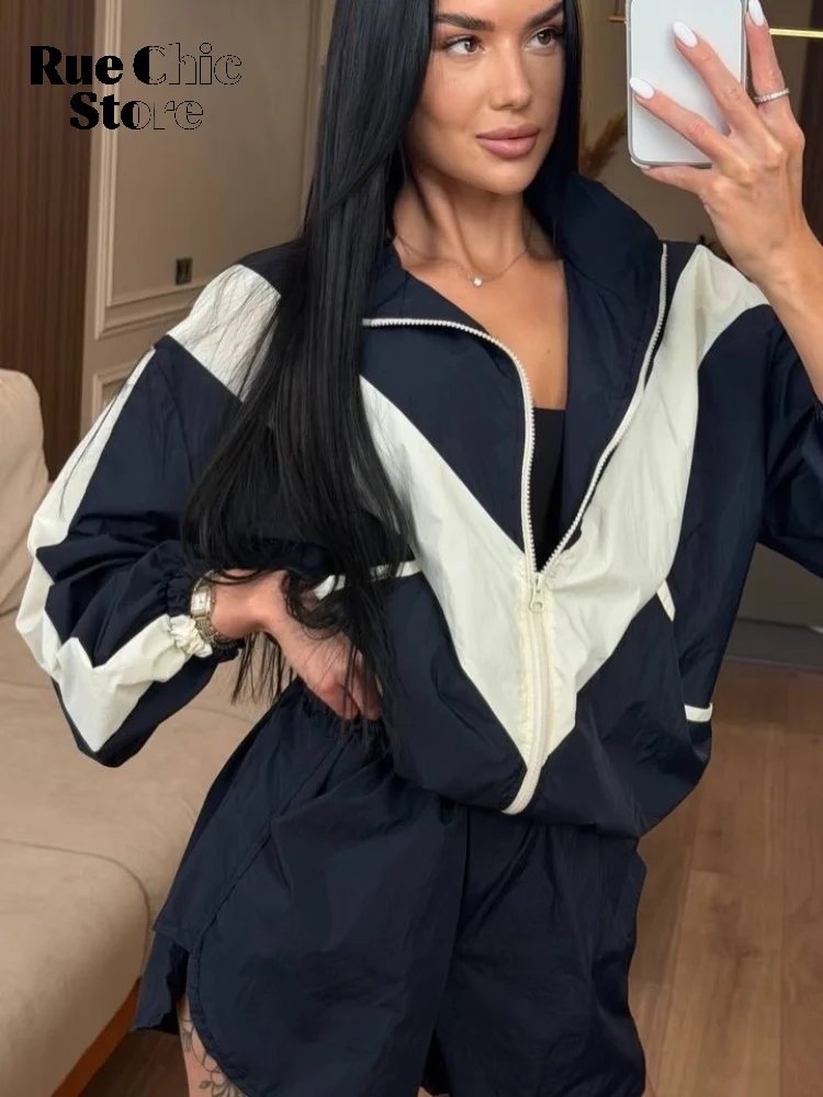 Stylish Chevron Windbreaker Tracksuit
