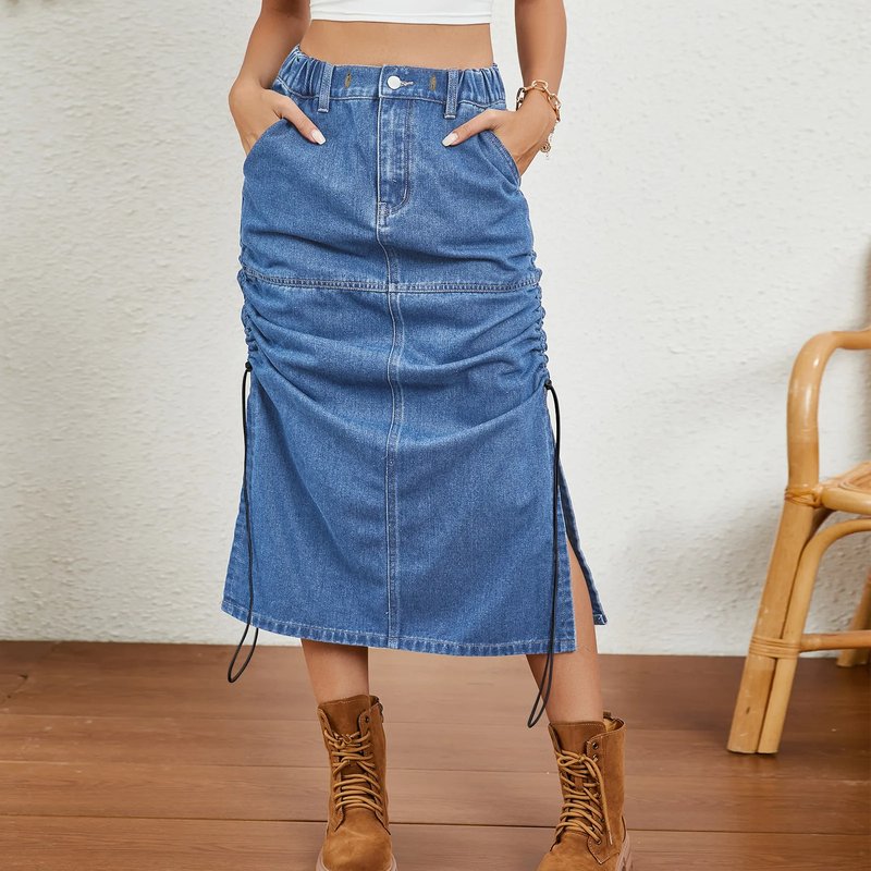 Chic High-Waisted Denim Skirt
