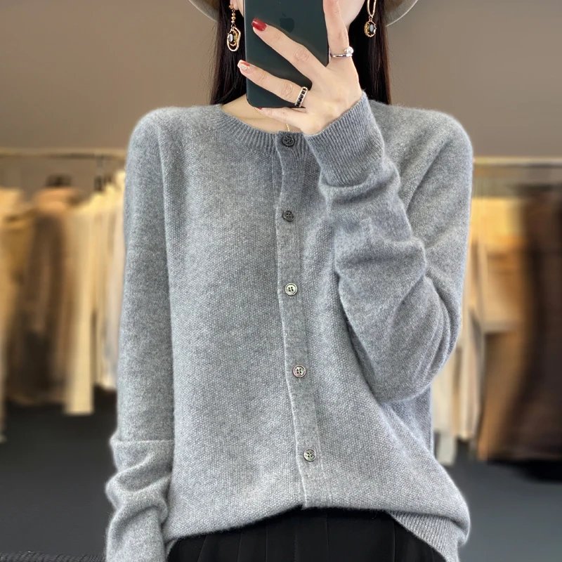 Women's 100% Wool Knitted Cardigan