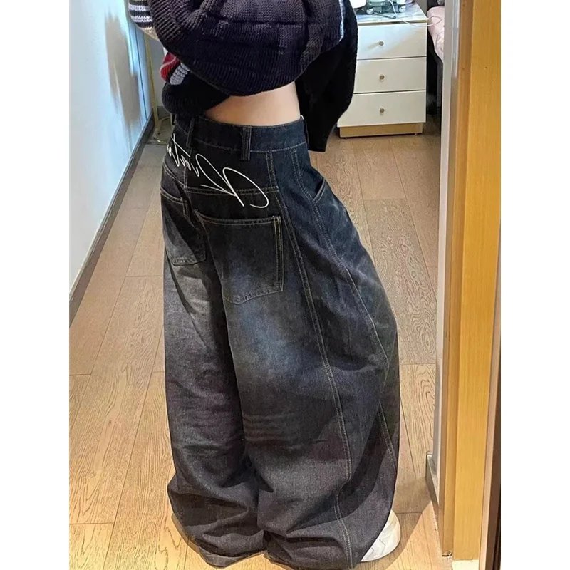Vintage High-Waist Black Baggy Jeans